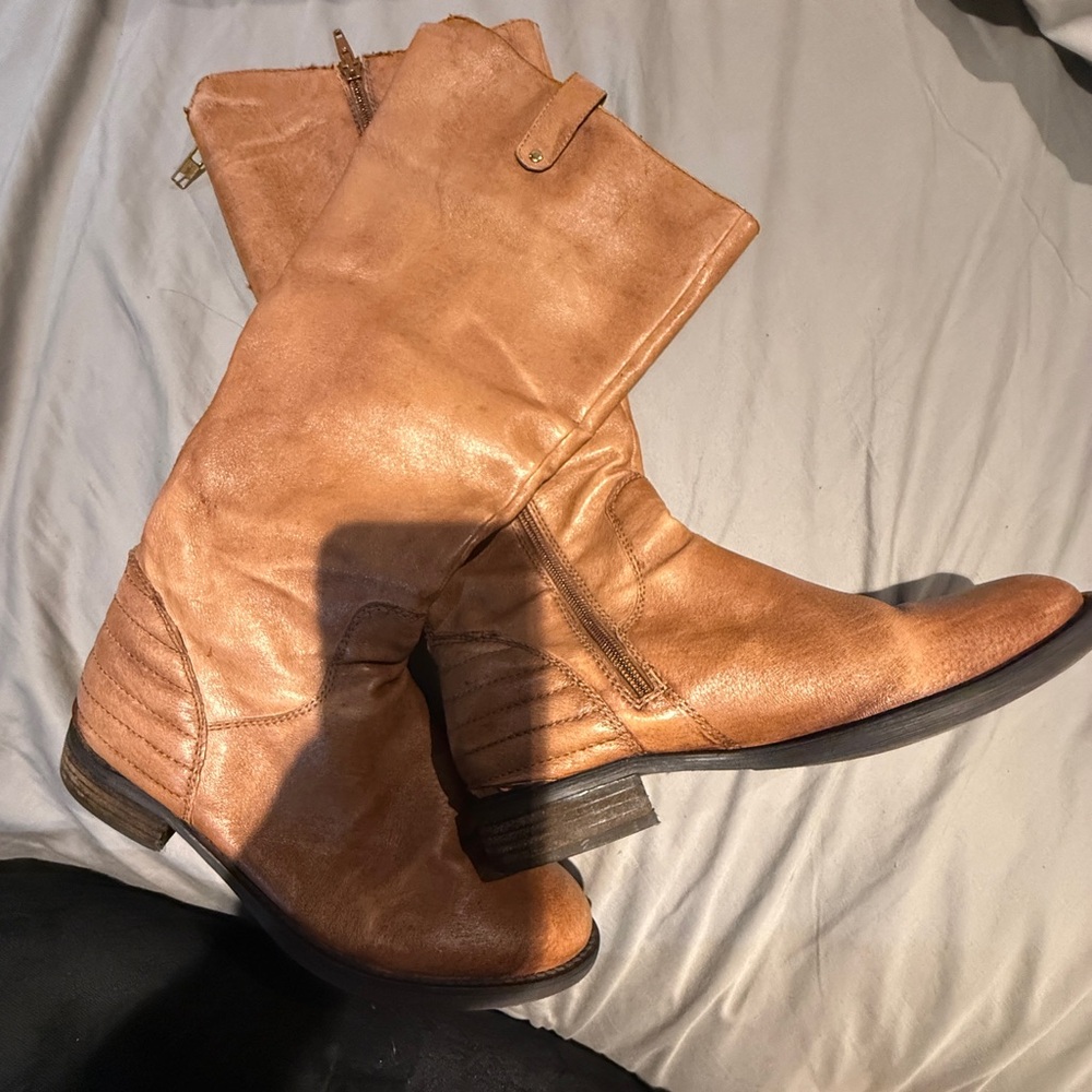 Steve Madden Arries Riding Boots Women's‎ Size 8.5 wide calf (about 15” shaft)